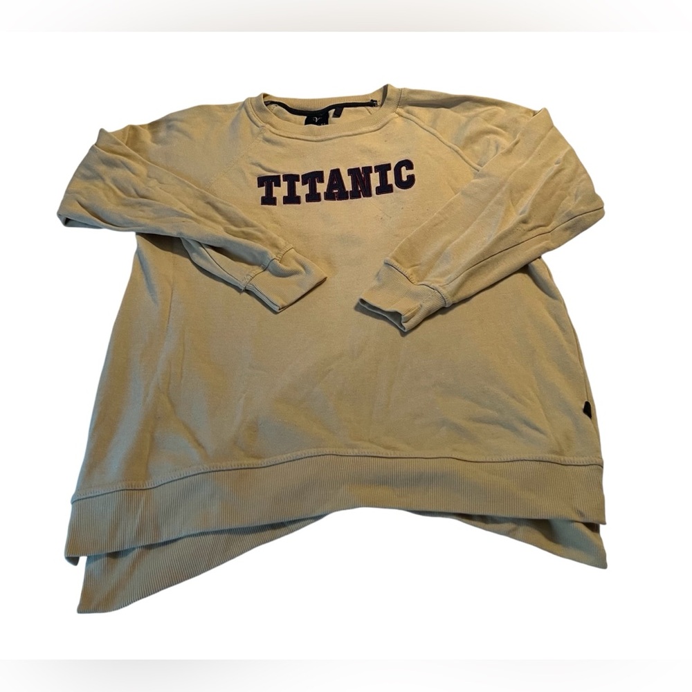 Women’s titanic sweatshirt